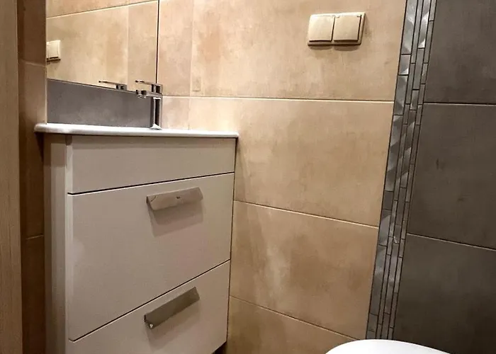 Small For 1 شقة *